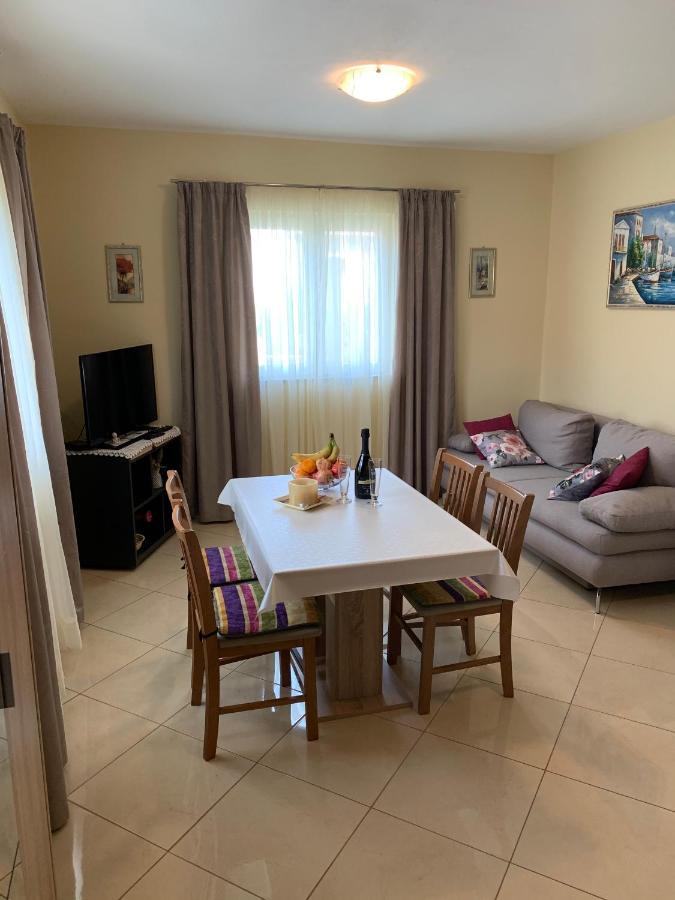 Apartment "Onkel" Σίμπενικ Εξωτερικό φωτογραφία